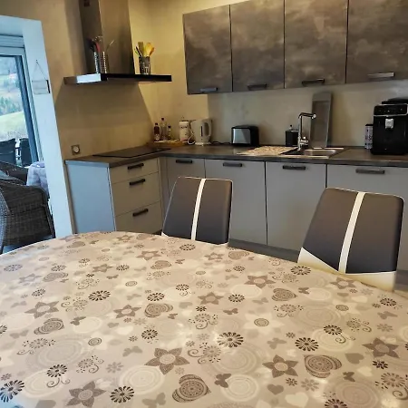 Lozen Avec Piscine Privee Interieure *