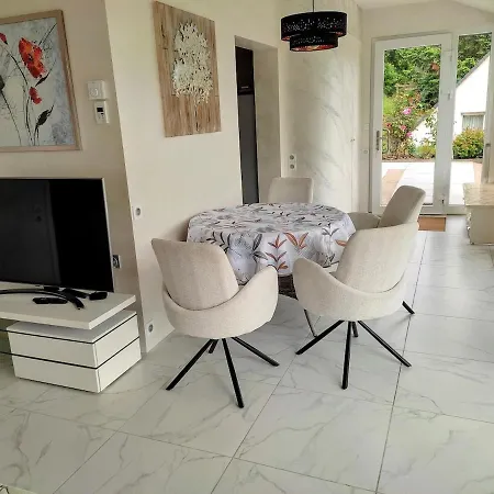 Lozen Avec Piscine Privee Interieure * Fréland