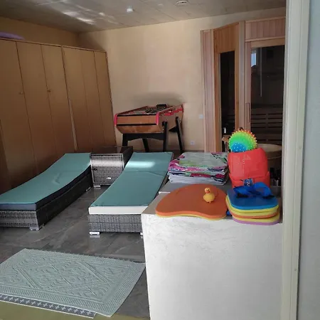 Lozen Avec Piscine Privee Interieure