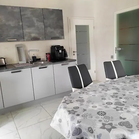 アパート Lozen Avec Piscine Privee Interieure Fréland