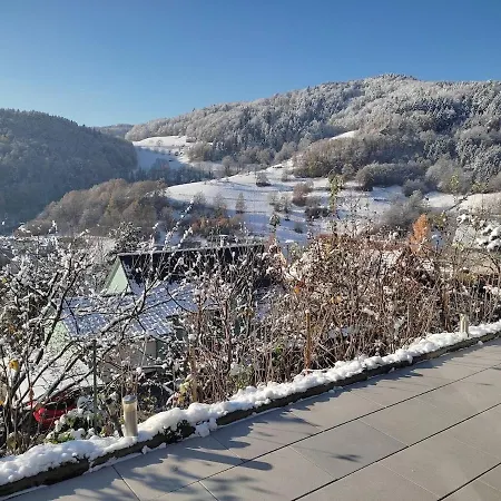 Lozen Avec Piscine Privee Interieure アパート